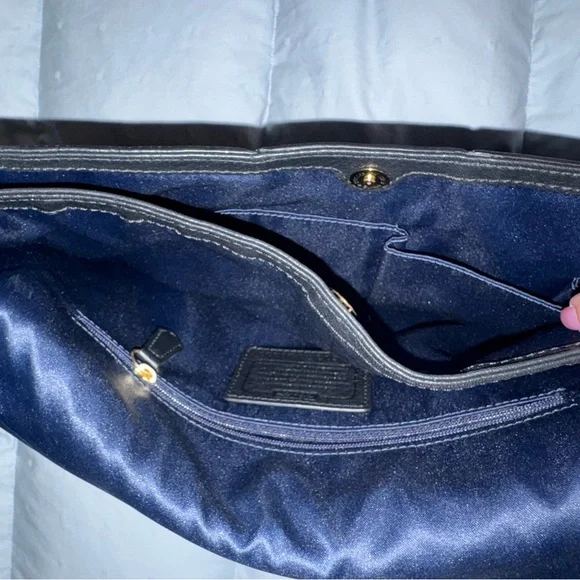 Coach Black Leather Shoulder Bag - Picture 5 of 9